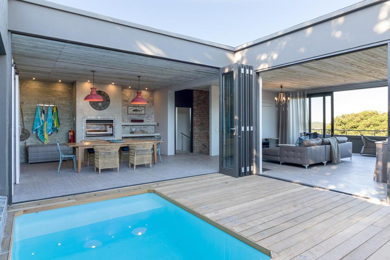 Hotel The Quarter Deck Kenton-on-Sea Esterno foto